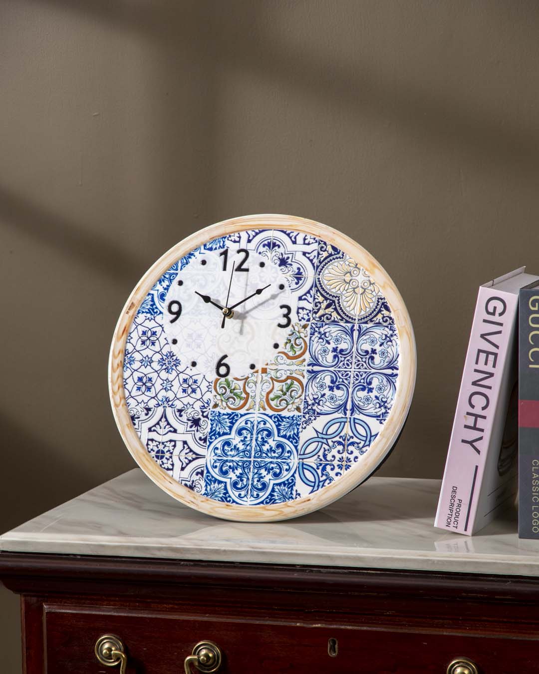 'Time's Artistry' Decorative Table Clock