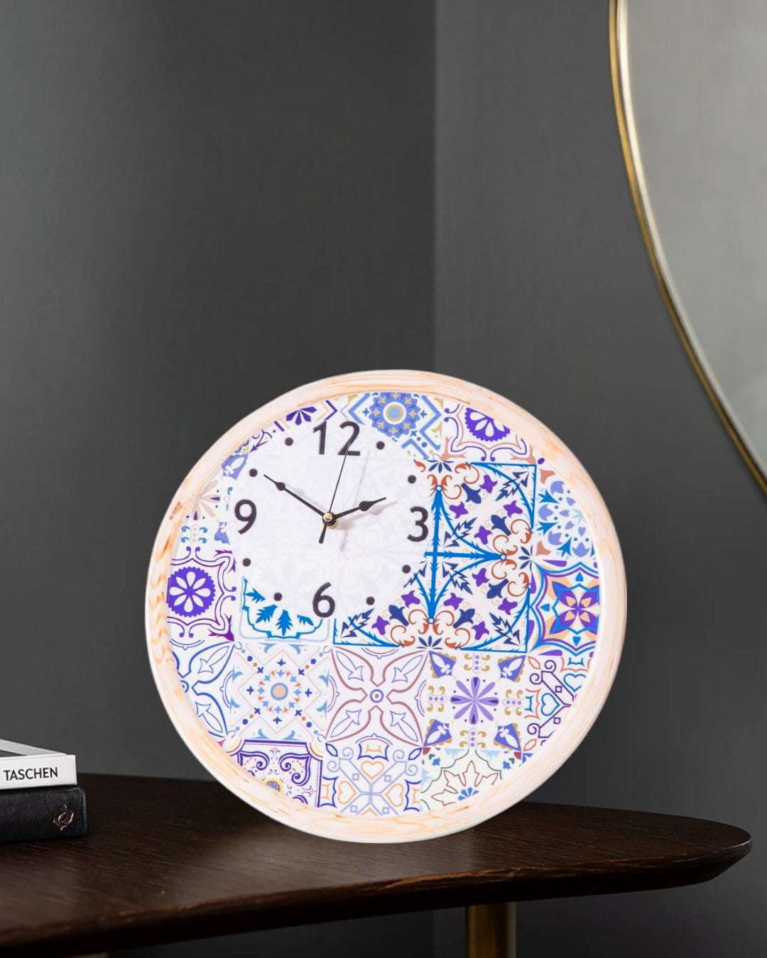 'Art Meets Time' Decorative Table Clock 