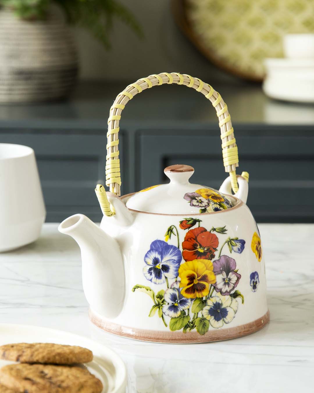 Botanical Paradise Ceramic Tea Kettle - The Decor Kart