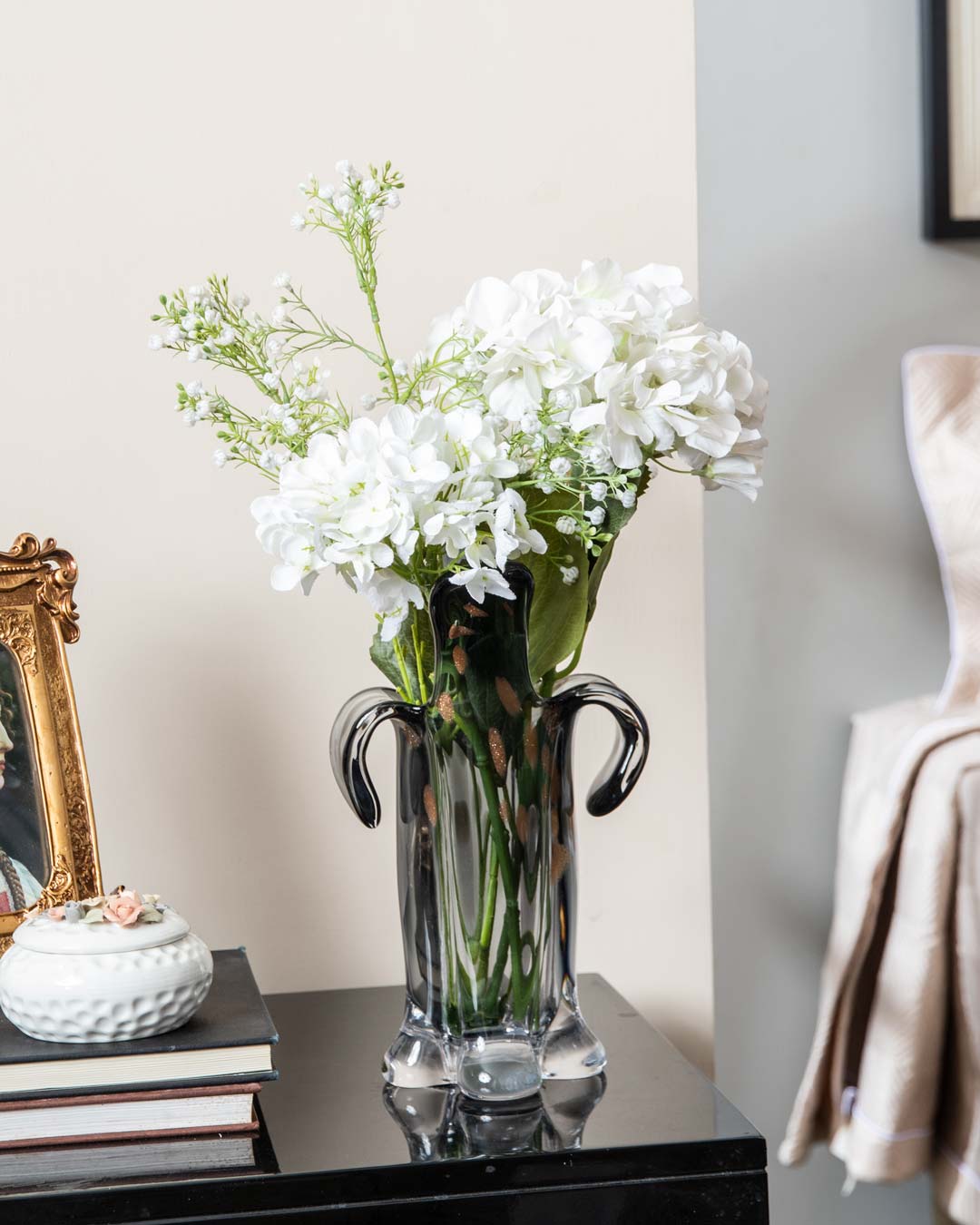 Nelumbo Shape Glass Vase - The Decor Kart 