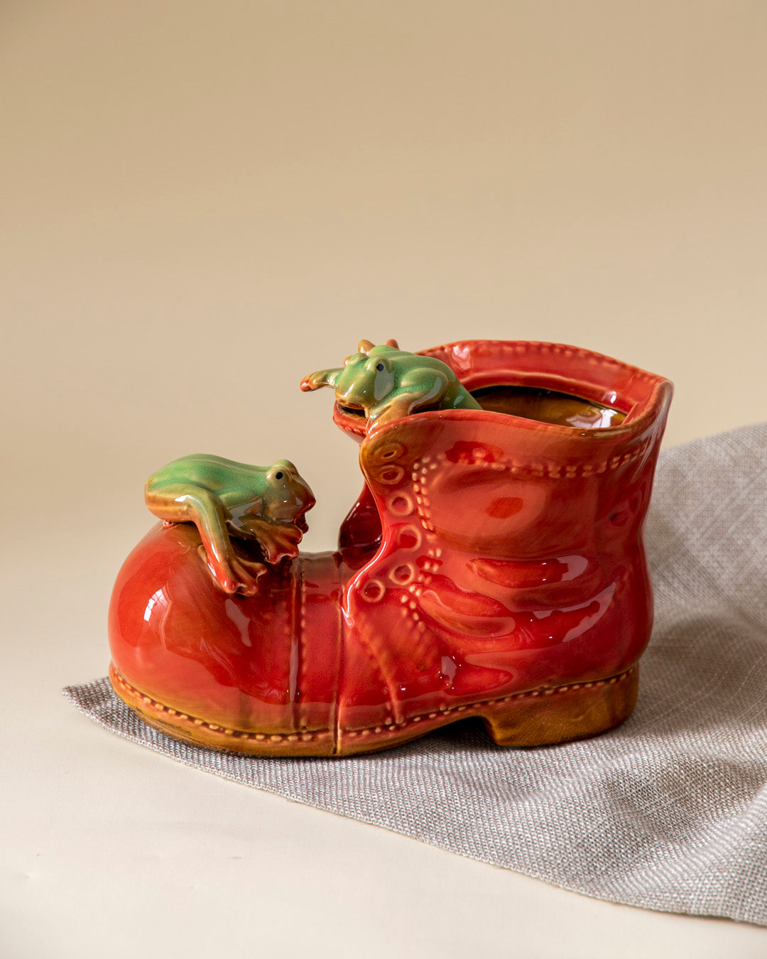 Frogs Boot Steps Decorative Accent - Red 