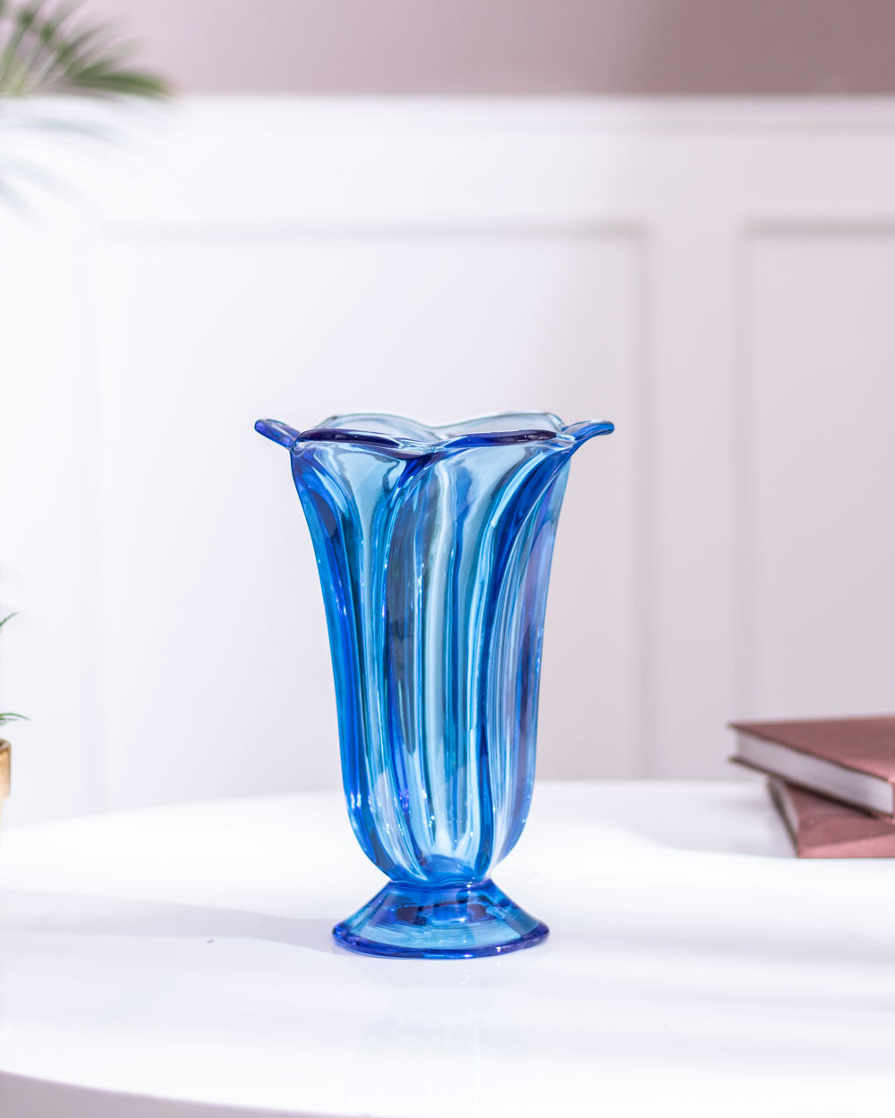 'Picton Albastru' Flower Glass Vase