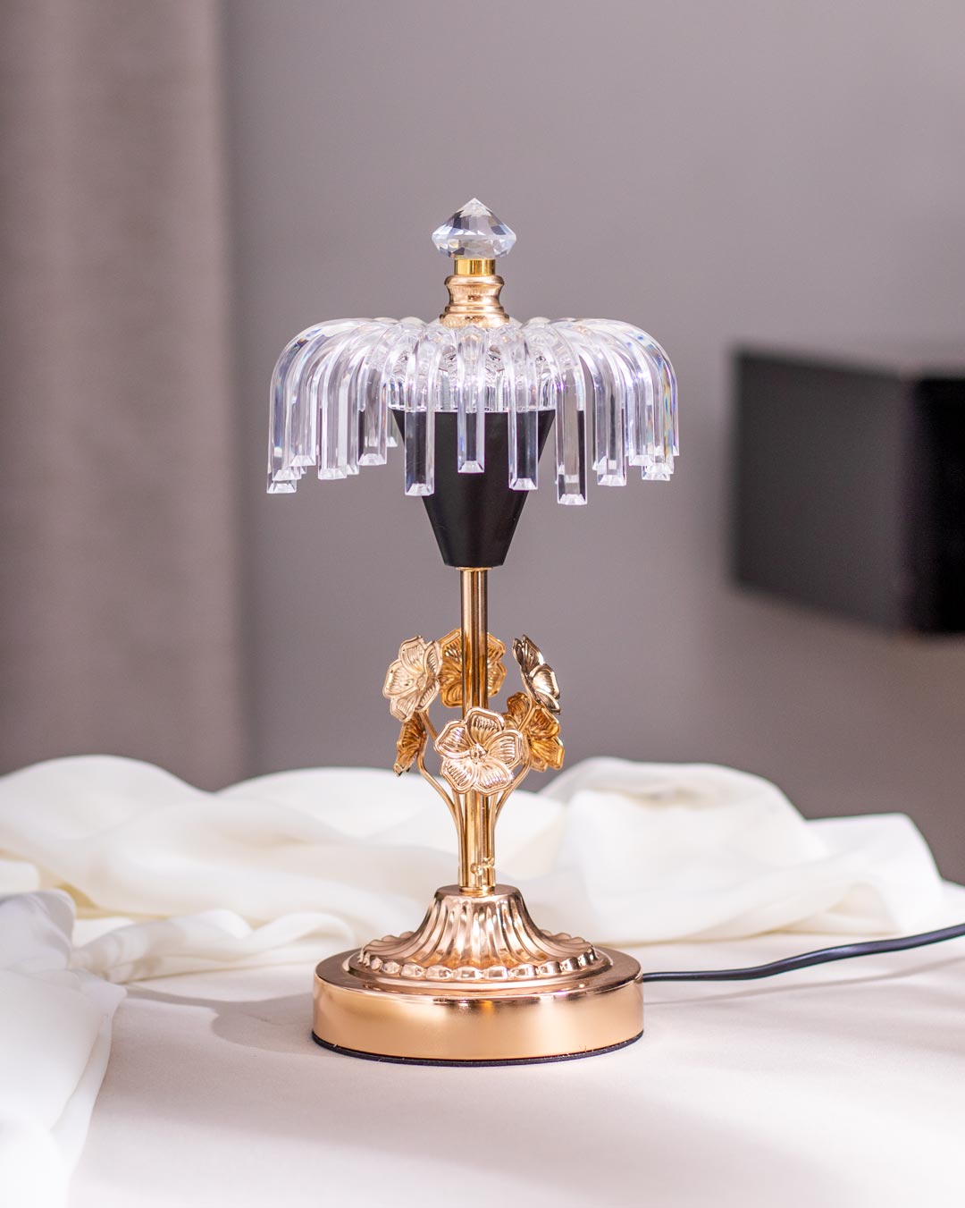 Fountain Table Lamp