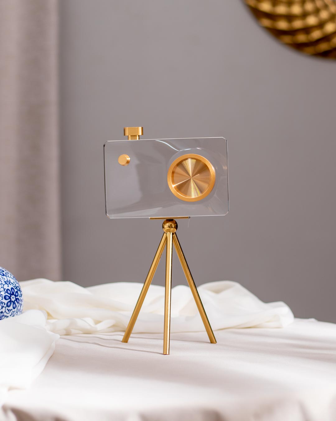 'Capture Beauty' Crystal Camera Sculpture - Large