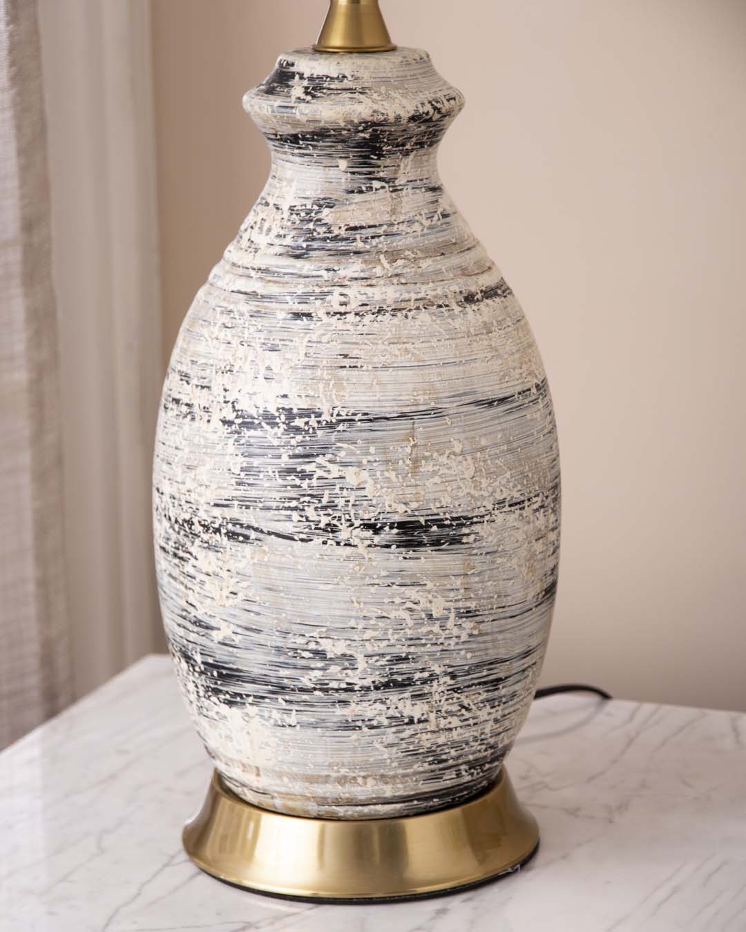 Antique Allure Ceramic Table Lamp - The Decor Kart 