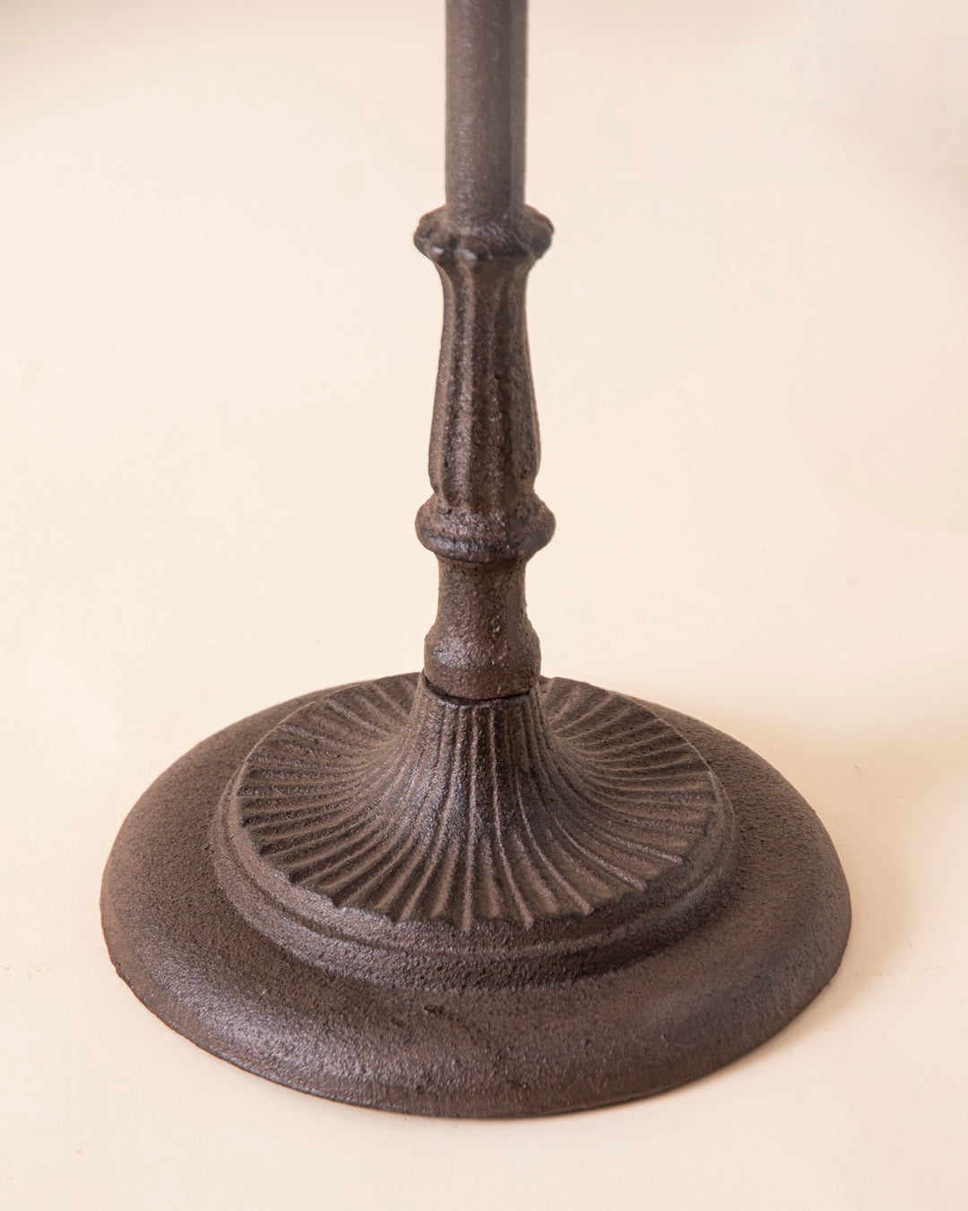 Rustic Charm Cast Iron Bird Feeder 