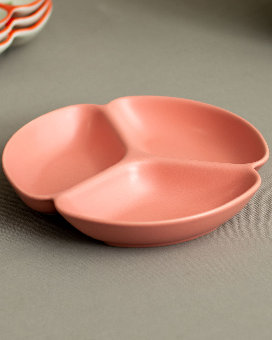 Monochrome Chip & Dip Platter - Pink - The Decor Kart 
