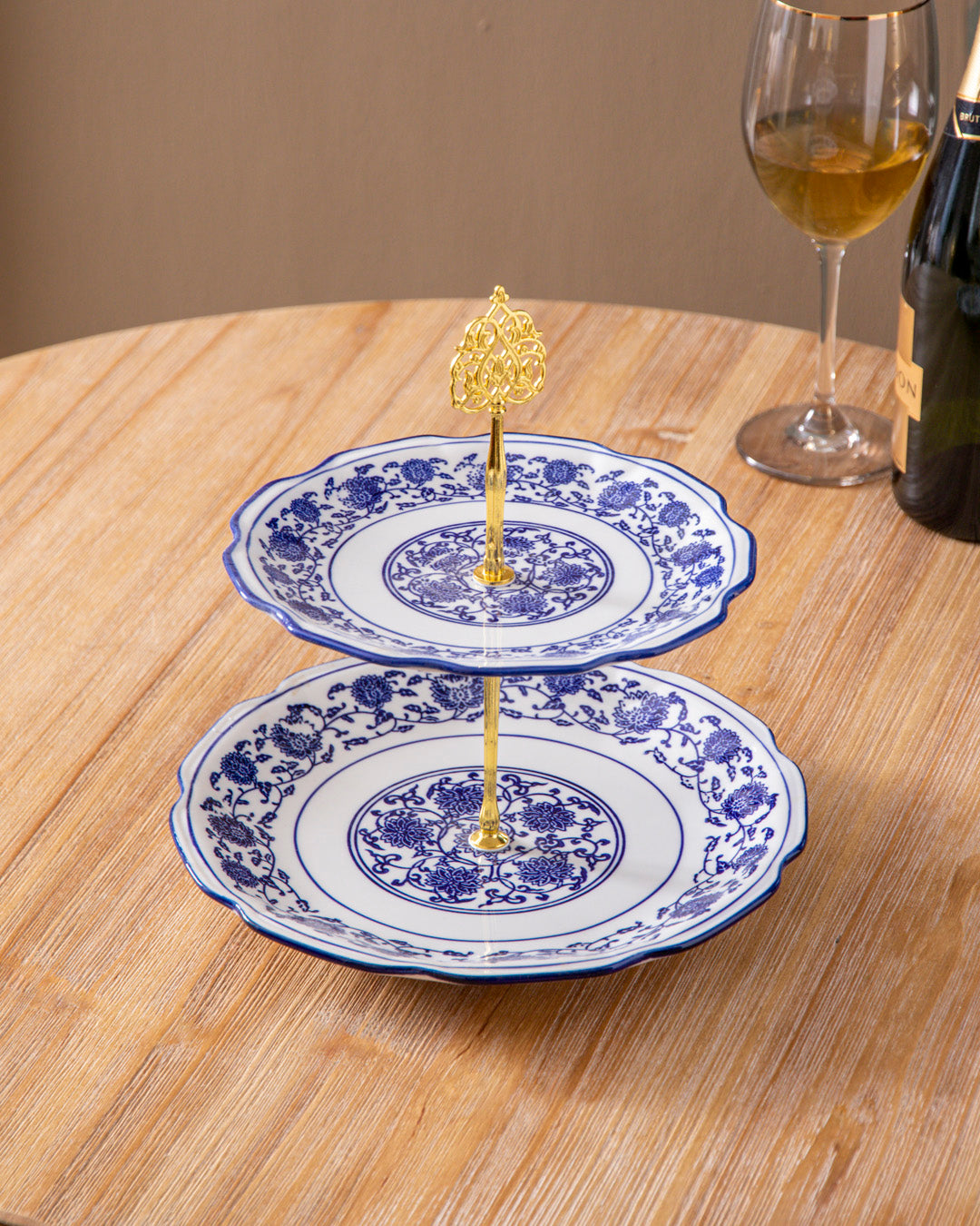 Scallop Blue & White 2-Tier Cake Stand 