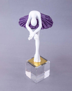 Graceful Ballerina Figurine - The Decor Kart 