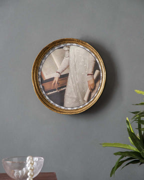 Round 'Melodic' Hanging Photo Frame - The Decor Kart 