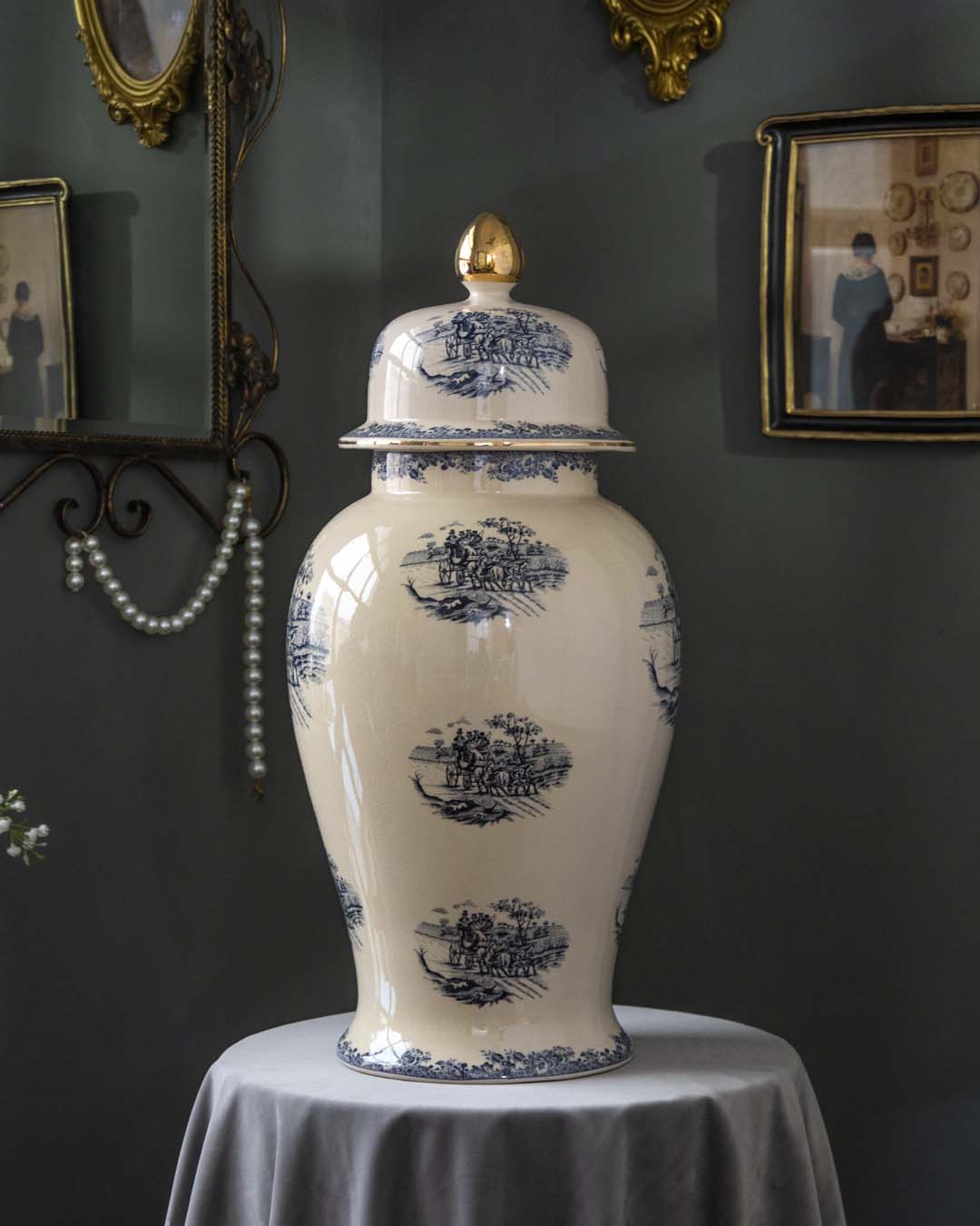 'Yorkshire' Victorian Ornamental Temple Jar - Large