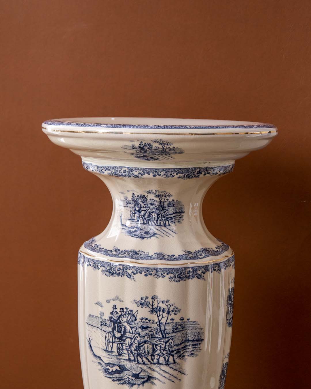 'Yorkshire' Victorian Ornamental Side Table - The Decor Kart