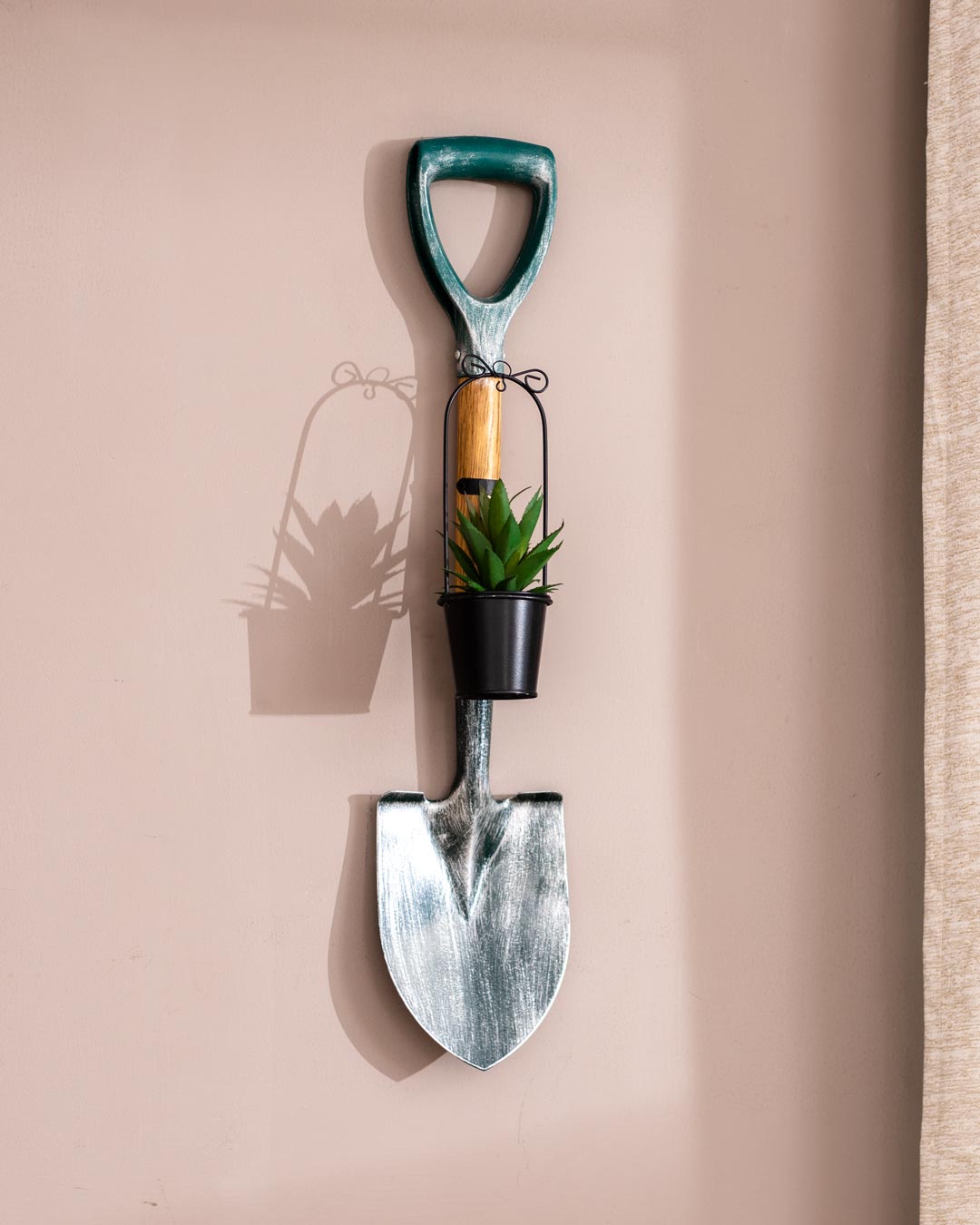 Shovel Wall Planter 