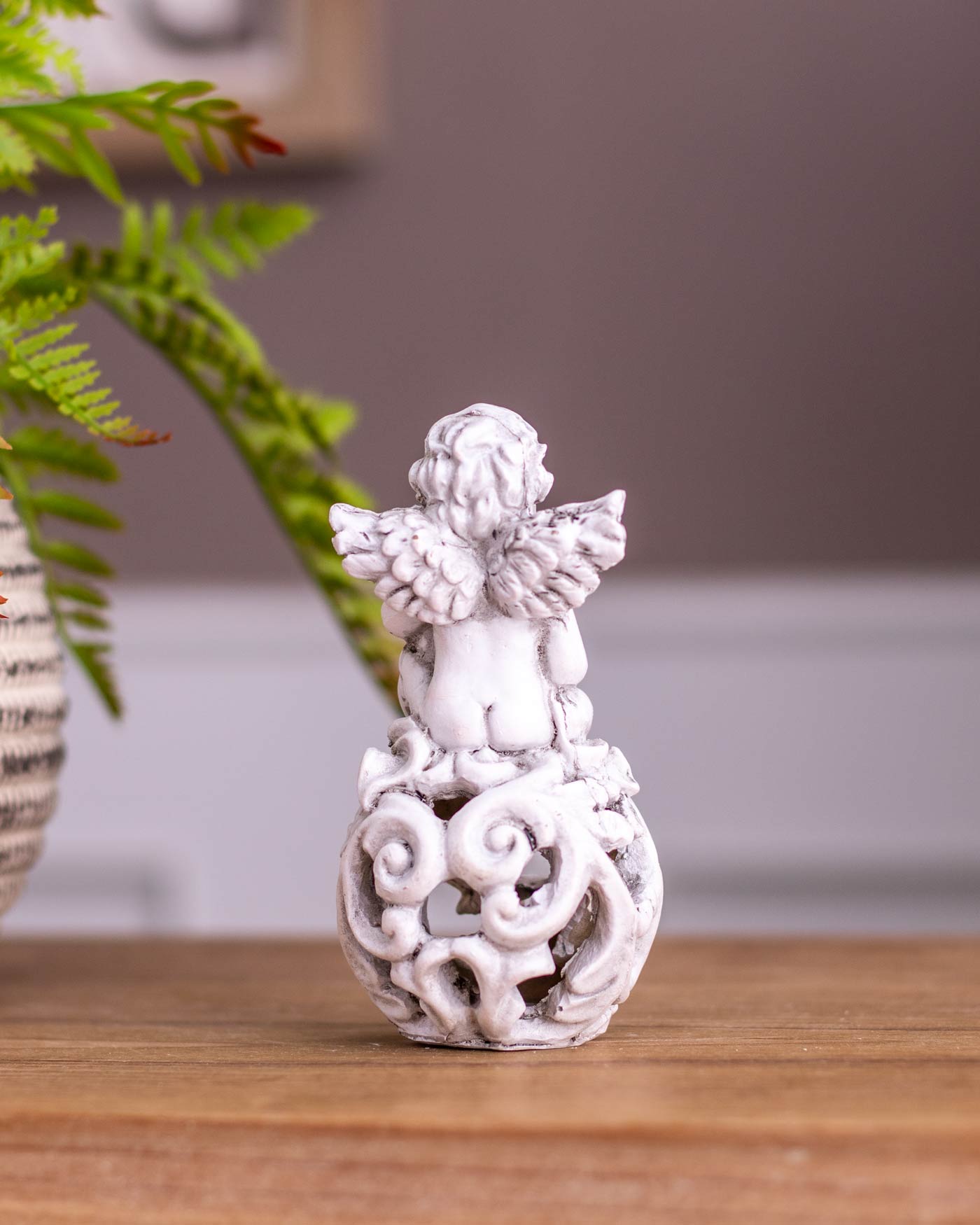 Adorable Angel Cherub Figurine - Set of 2