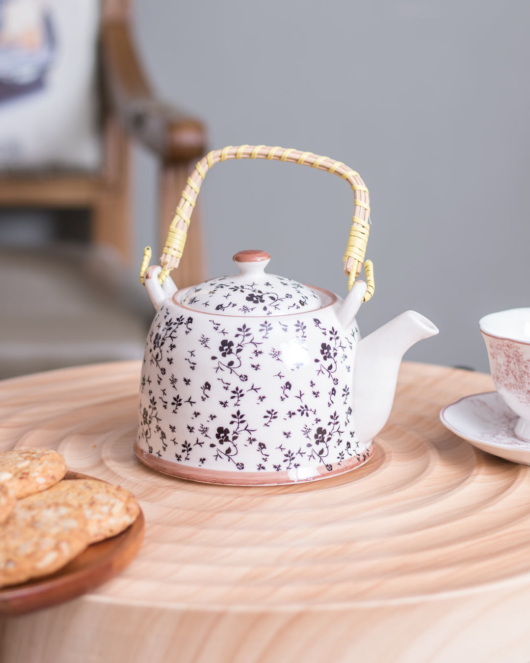 'Black Flower' Ceramic Tea Kettle - The Decor Kart