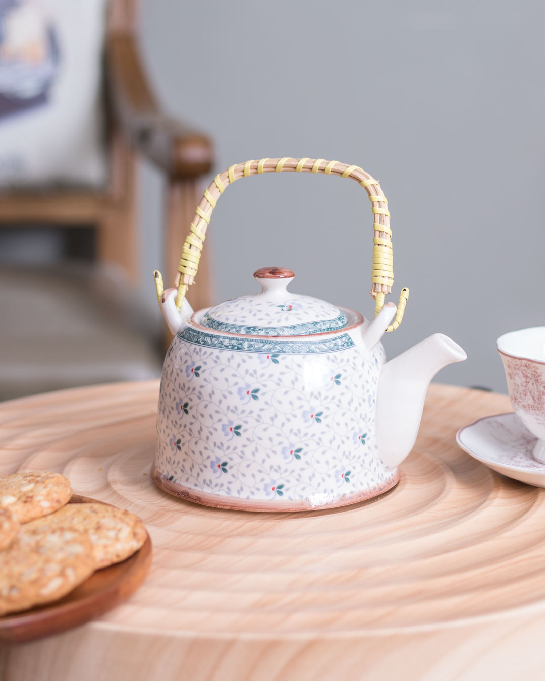 'Clayre & Eef' Ceramic Tea Kettle - The Decor Kart