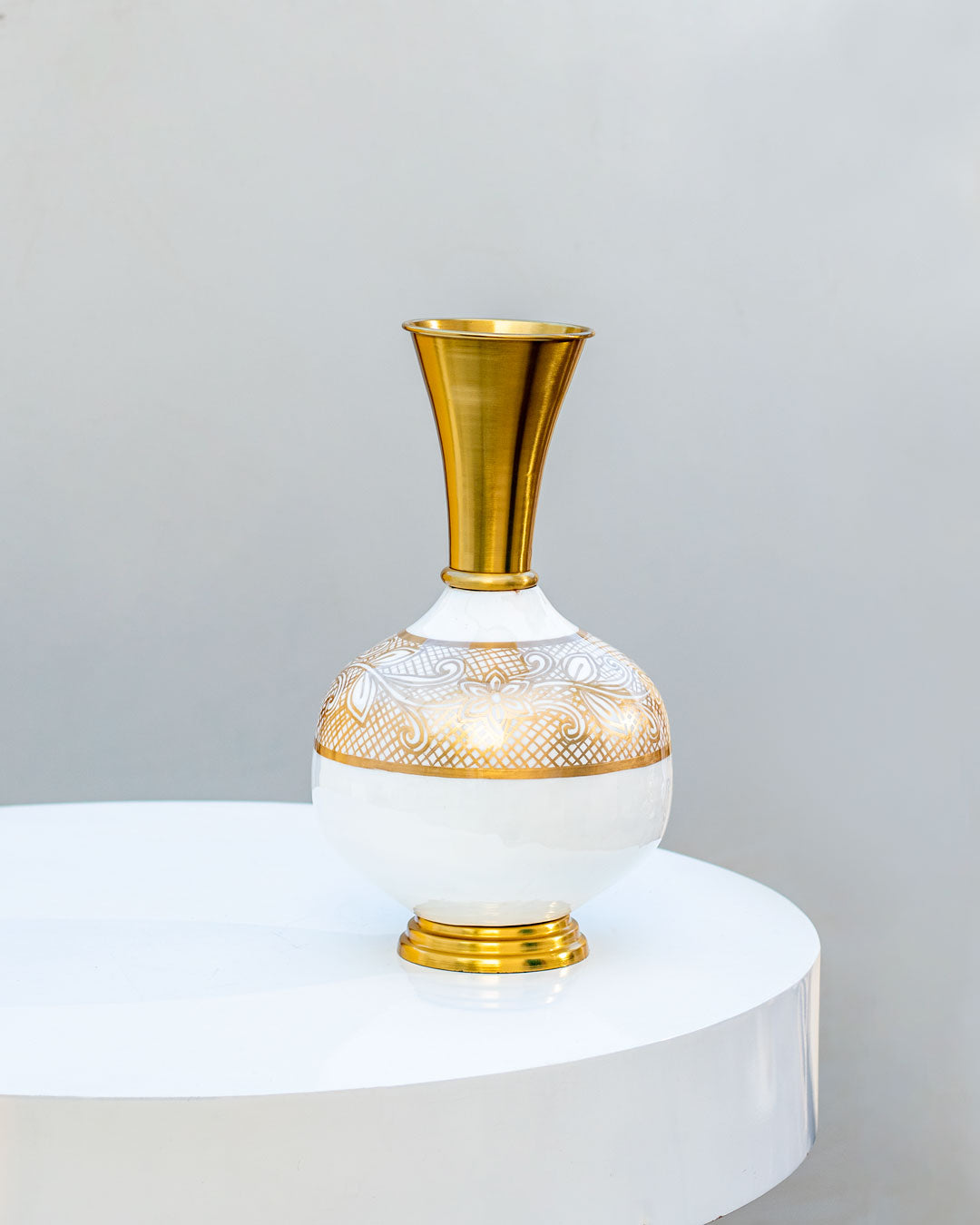 Melting Stone Pot Shaped Vase - White - The Decor Kart 