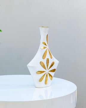 Inclined Leaf Flower Vase