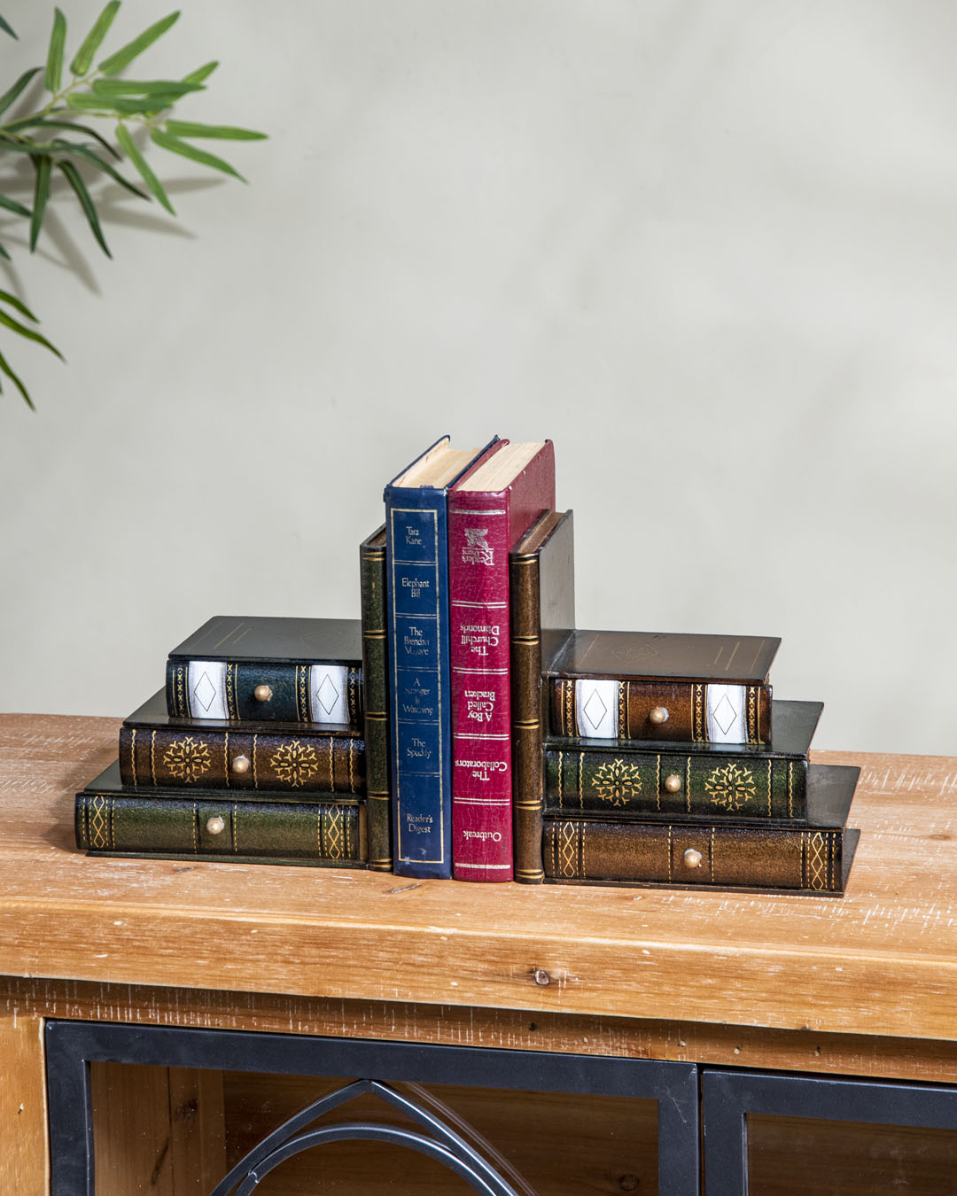 Regal Chapter Bookend Set 