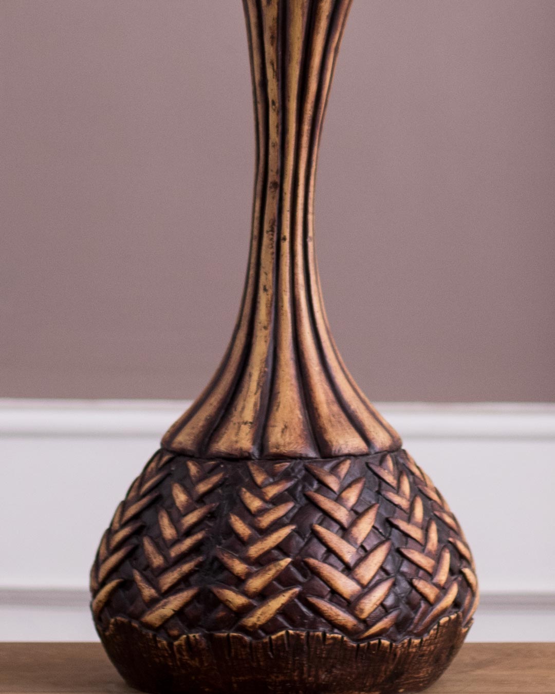 Embossed Table Lamp - The Decor Kart