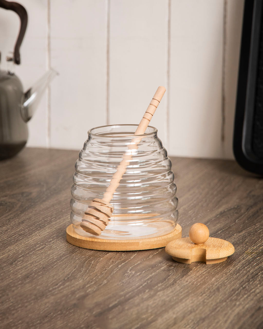 Honeycomb Glass Jar With Wooden Dipper 