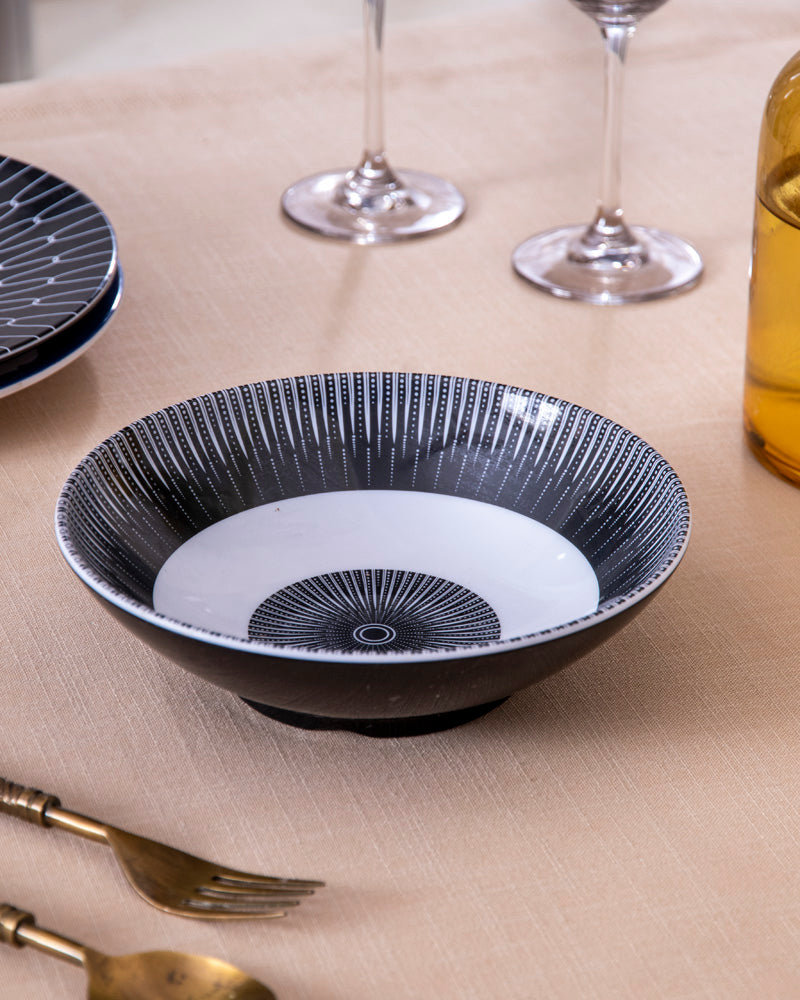 Elyssi Melamine Serving Bowl - Black 