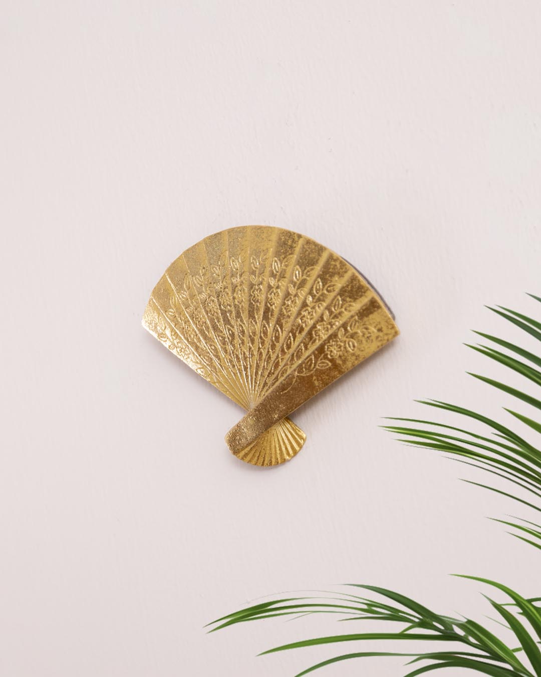 Vintage Ornate Gold Wall Mirror 