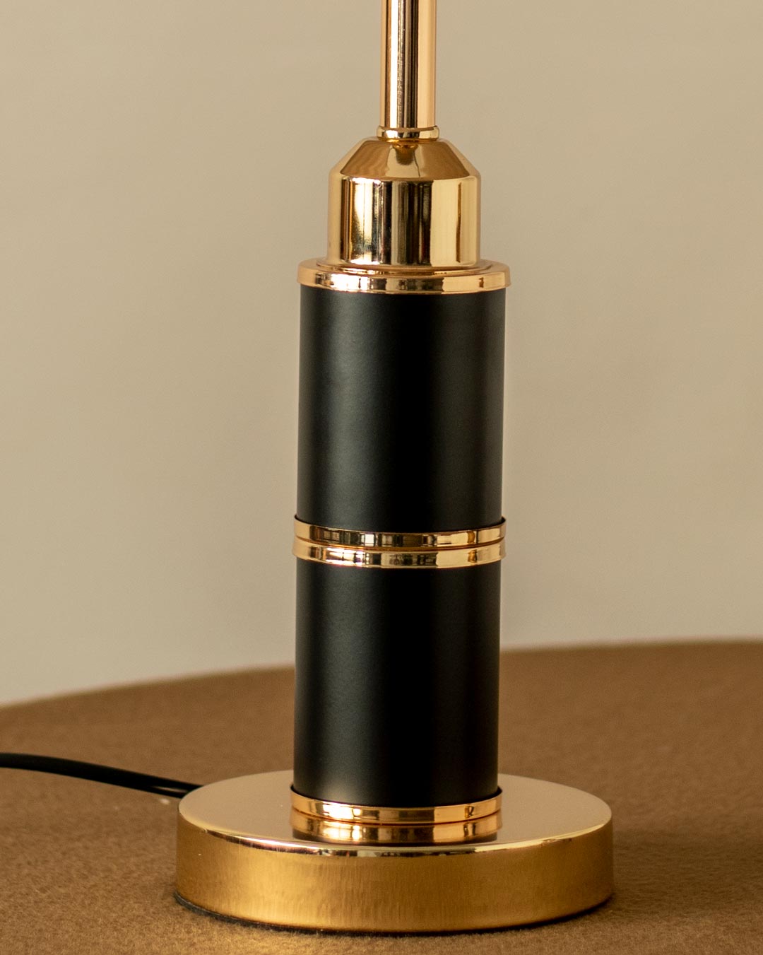 Nordic Modern Metal Table Lamp - The Decor Kart 