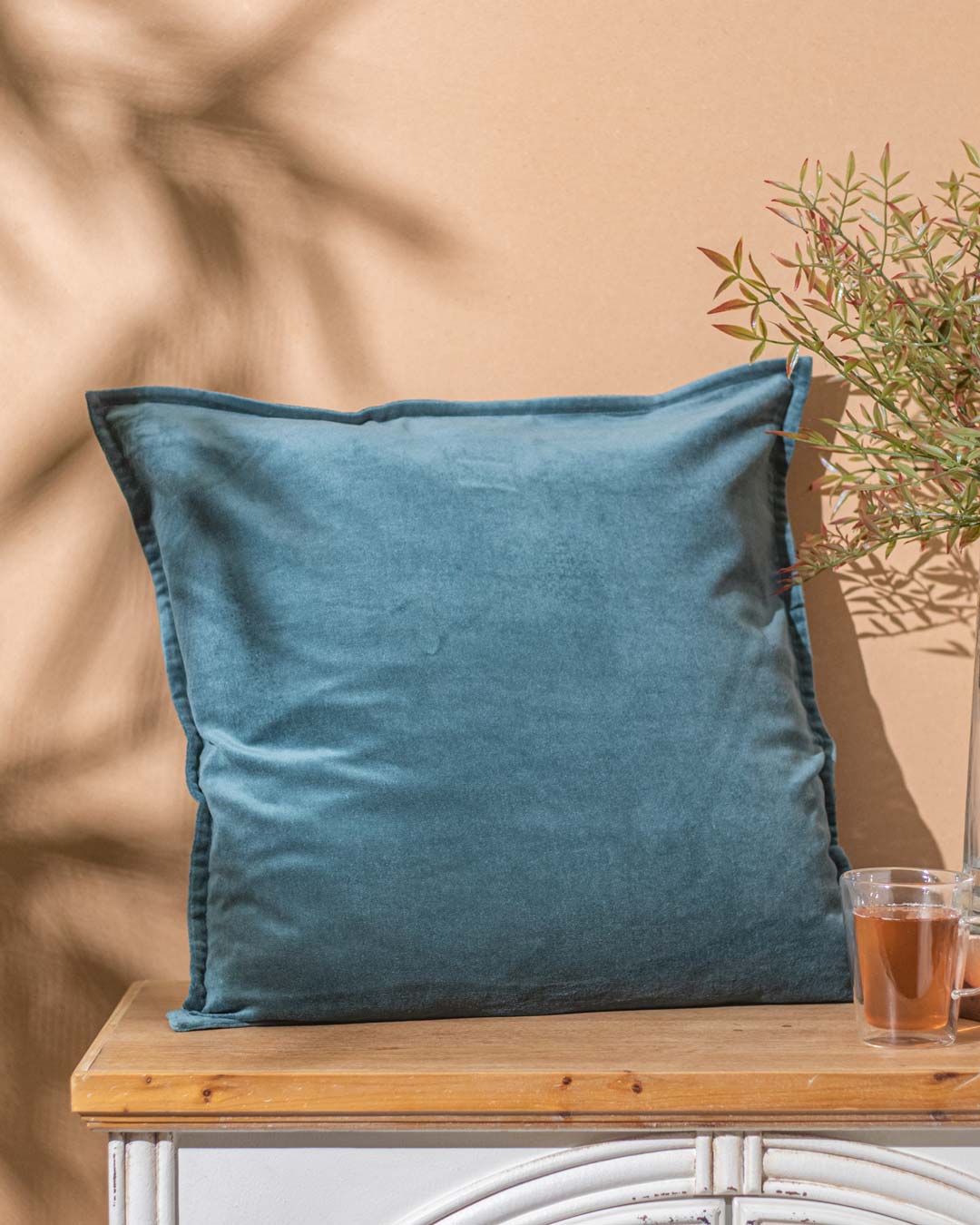 Golden Hour Velvet Accent Cushion - Green 