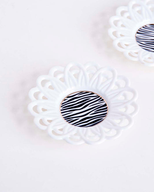 Wave Lace Edge Catchall - Set of 2