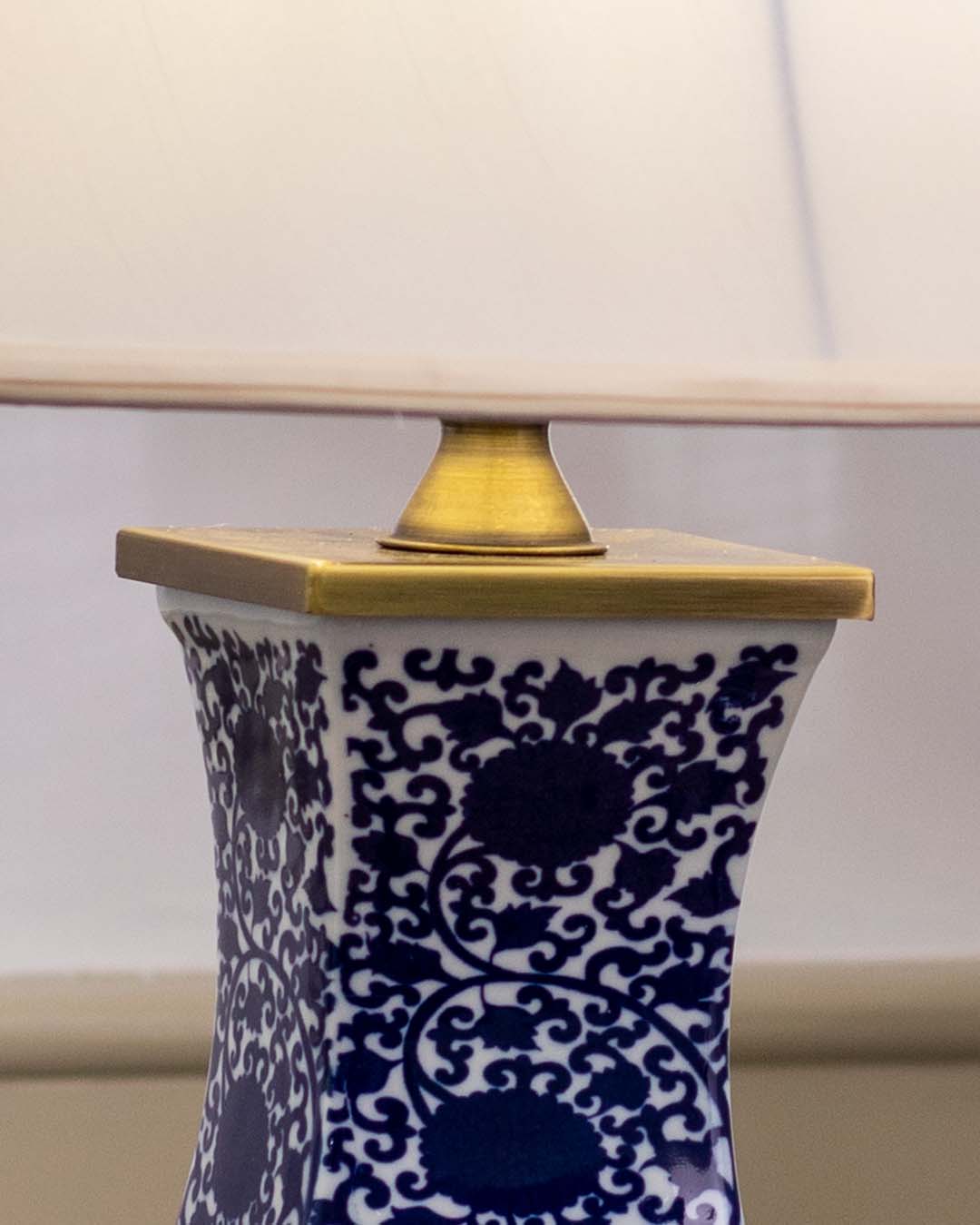 'Warriors' Fan Shape Porcelain Vase Table Lamp