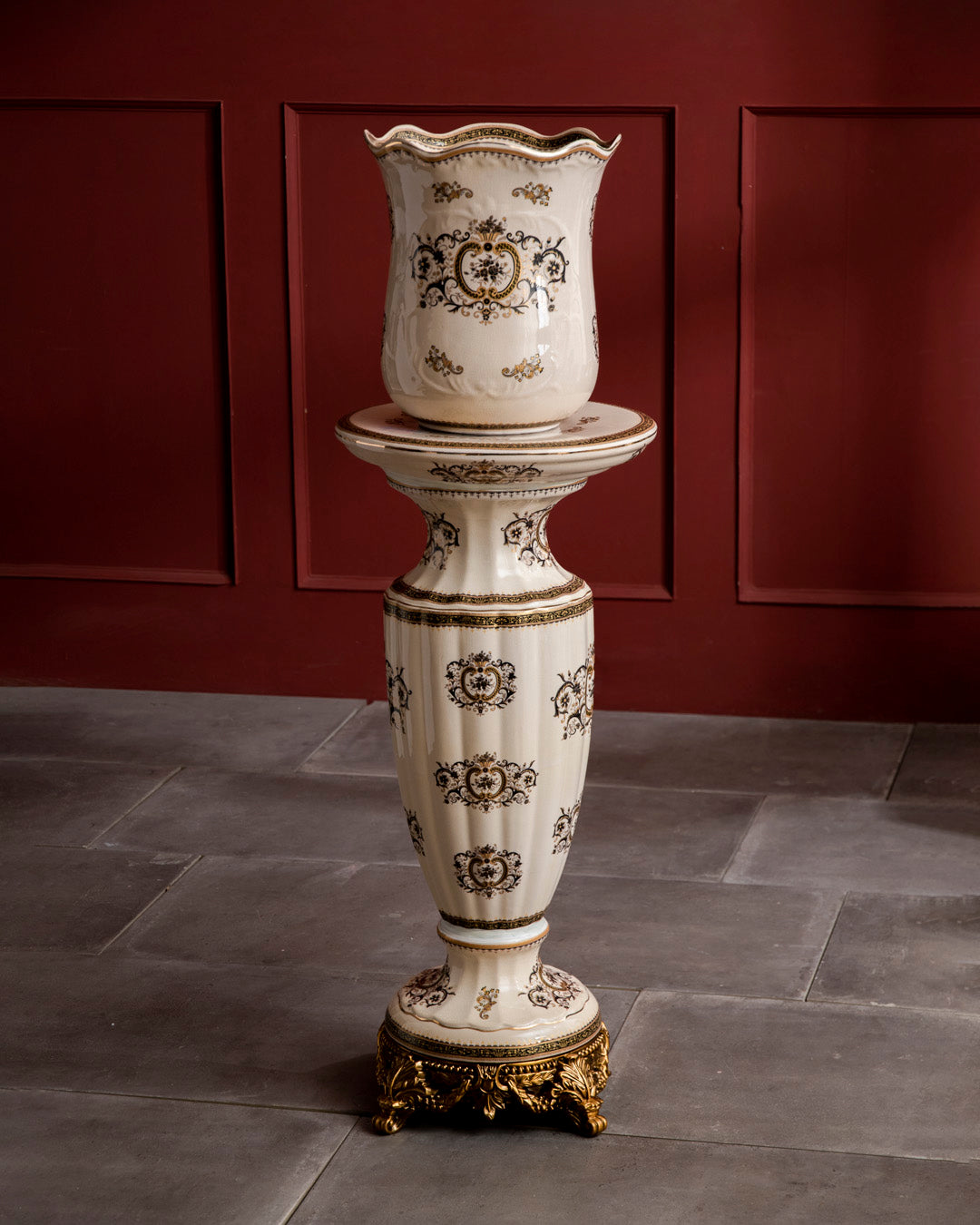 'Imperial Grace' Ornamental Vase With Pedestal Stand 