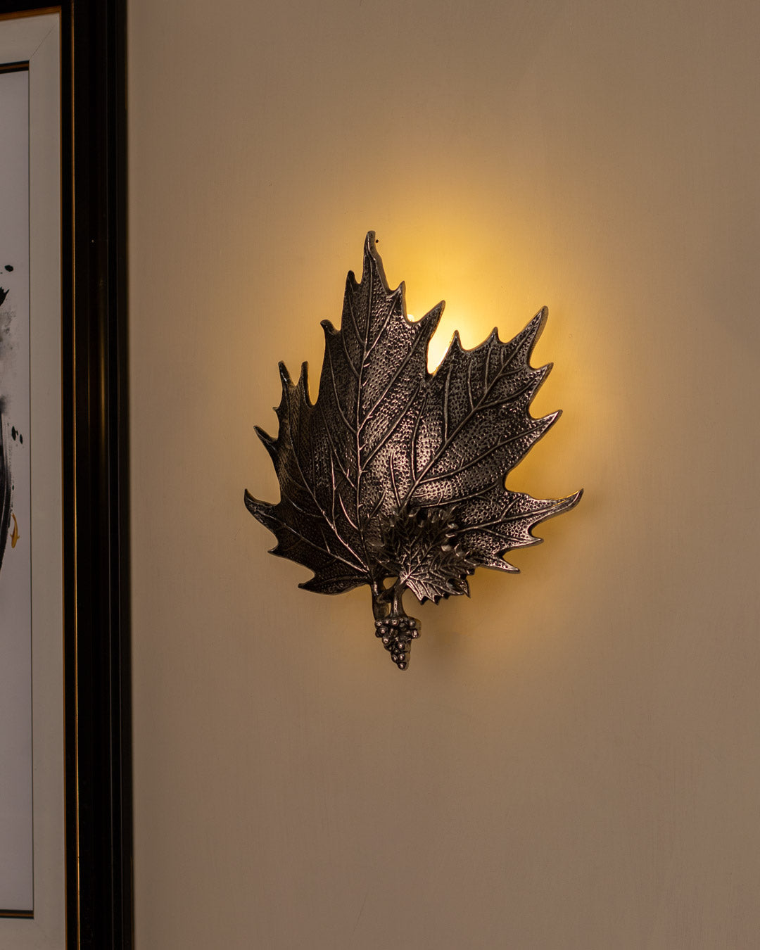 Maple Leaf Wall Light - Silver