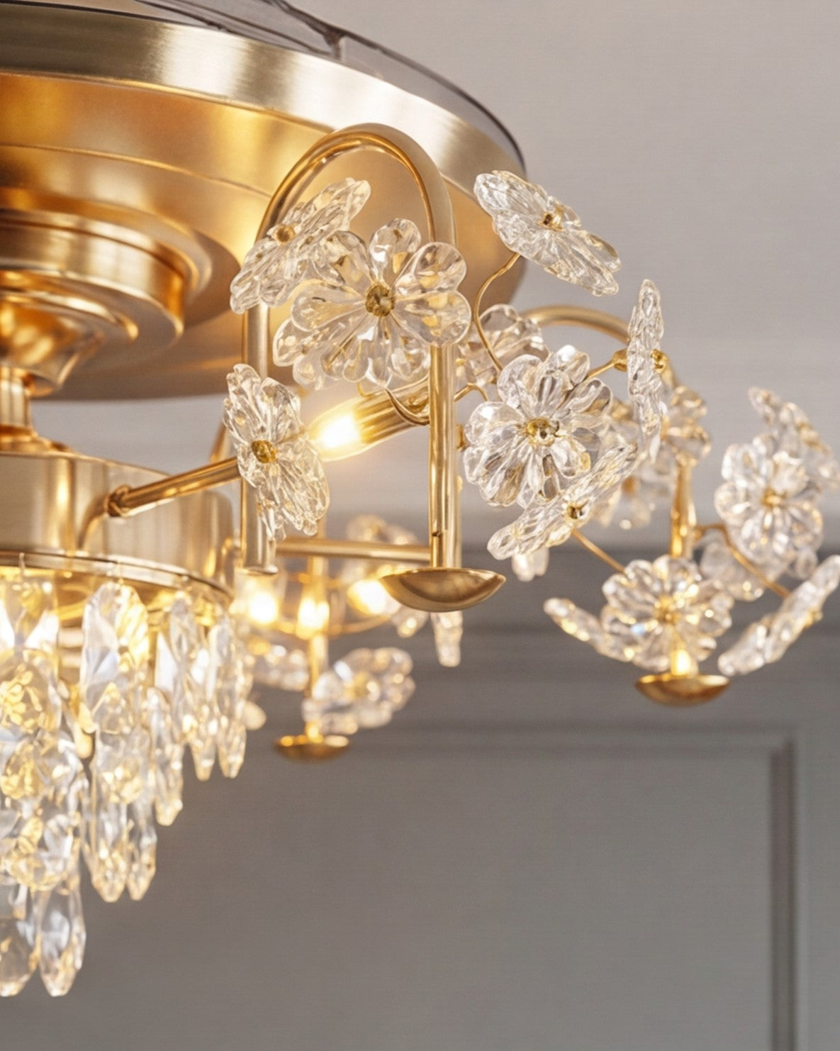 Royal Crystal Retractable Ceiling Fan + Chandelier Light (with Remote Control) 