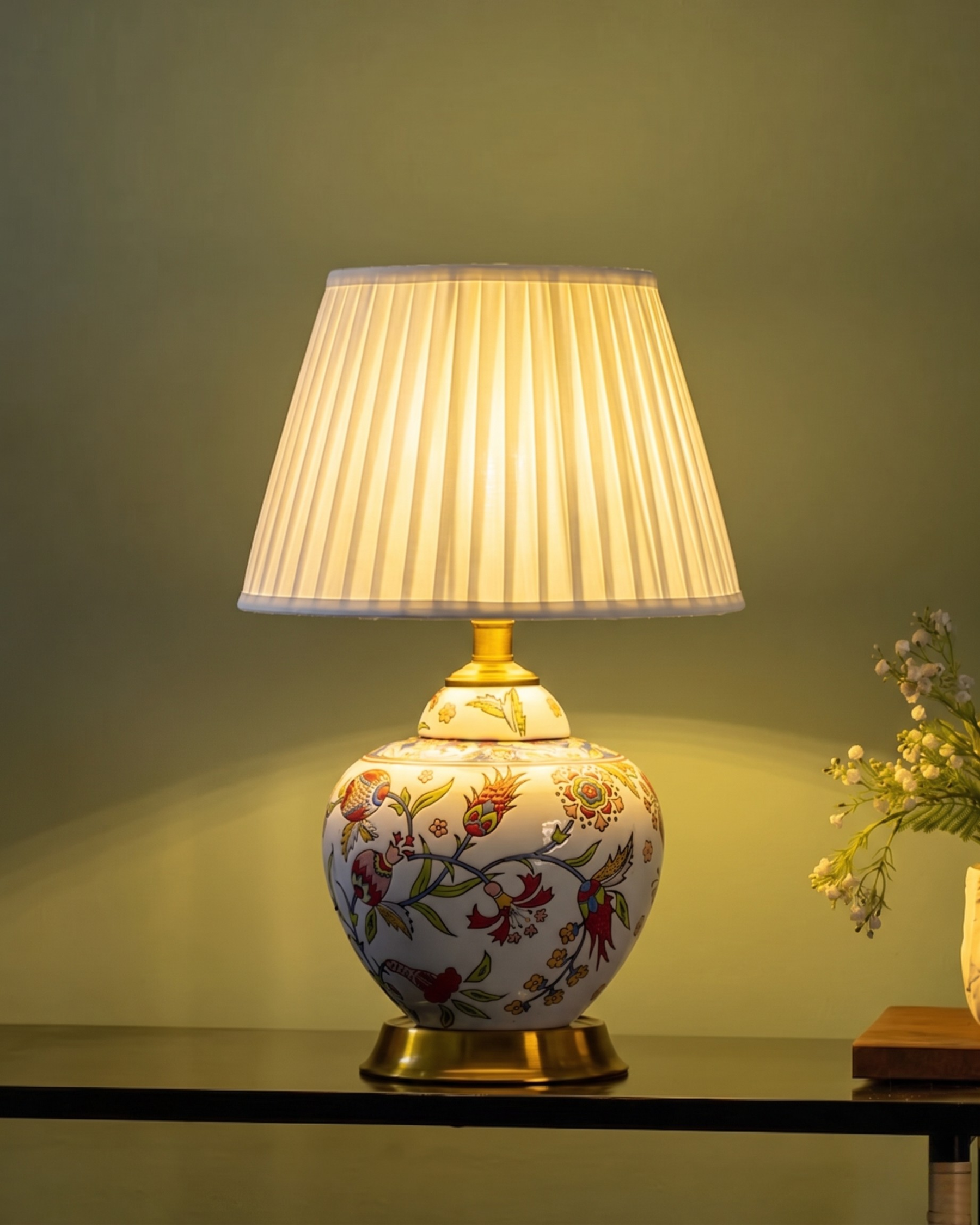 Floral Radiance Ceramic Table Lamp 