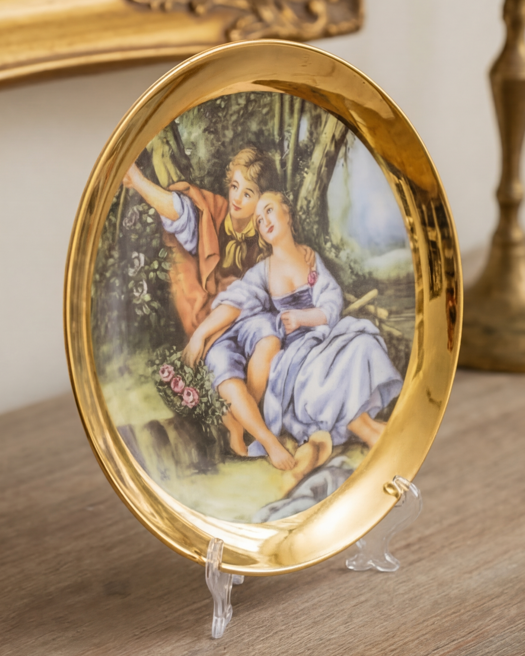 Victorian Elegance Golden Rim Decorative Plates - 10" 
