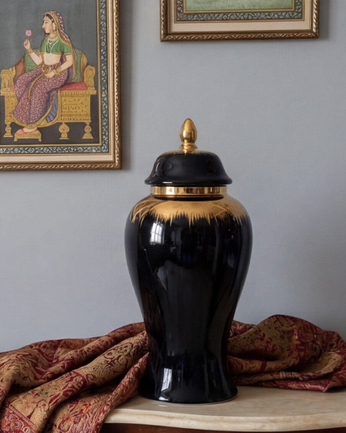 Royal Onyx Golden Rim Temple Jar - Large 