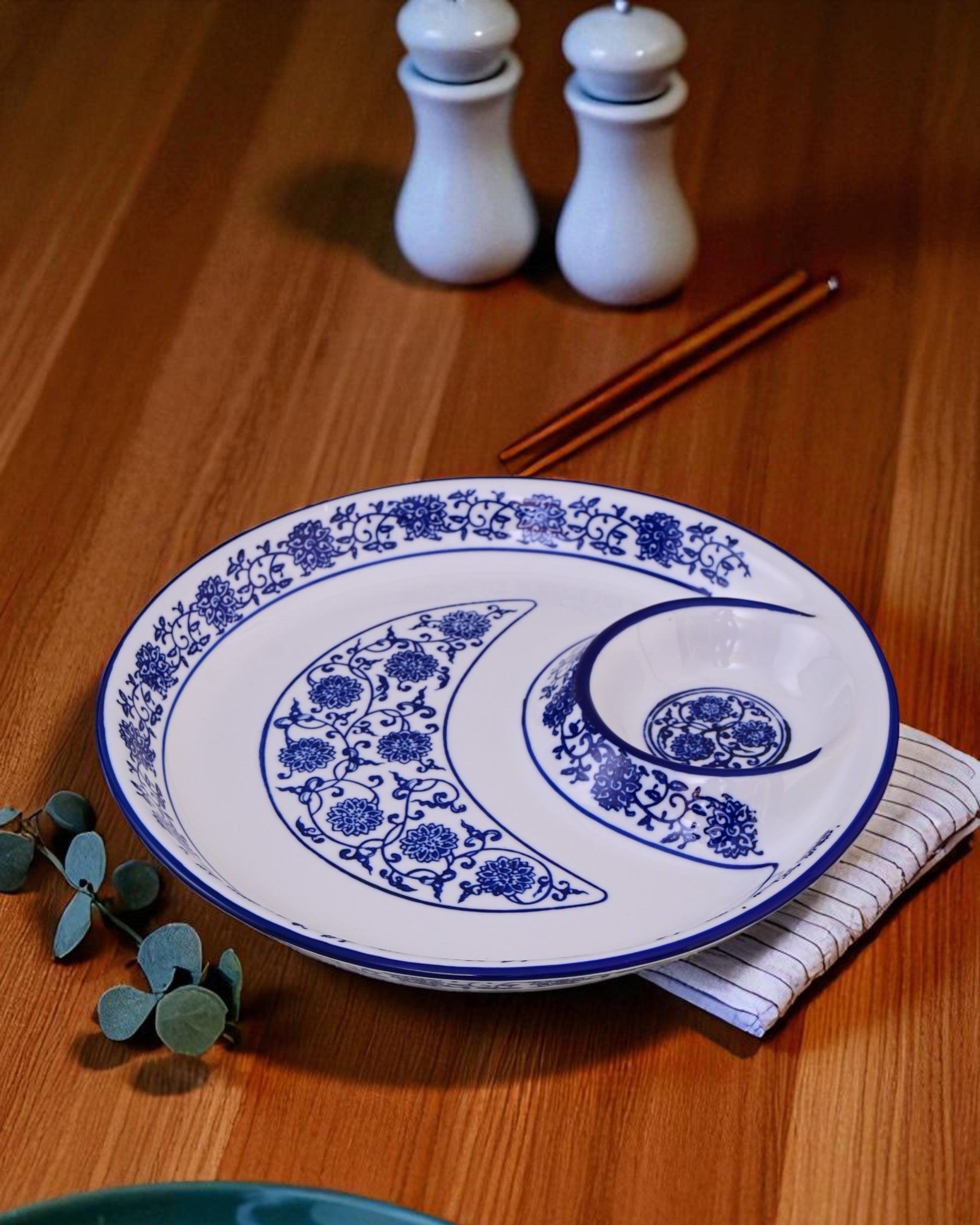 Vintage Blue & White Chip n Dip Platter 