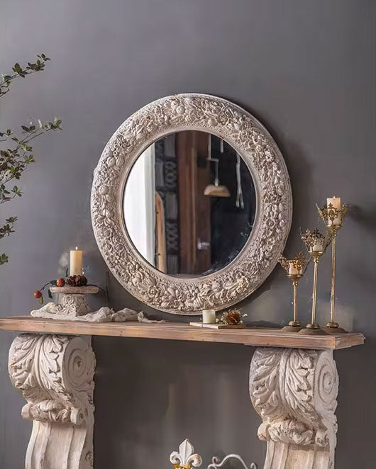 Old-fashioned Carved Wall Mirror 