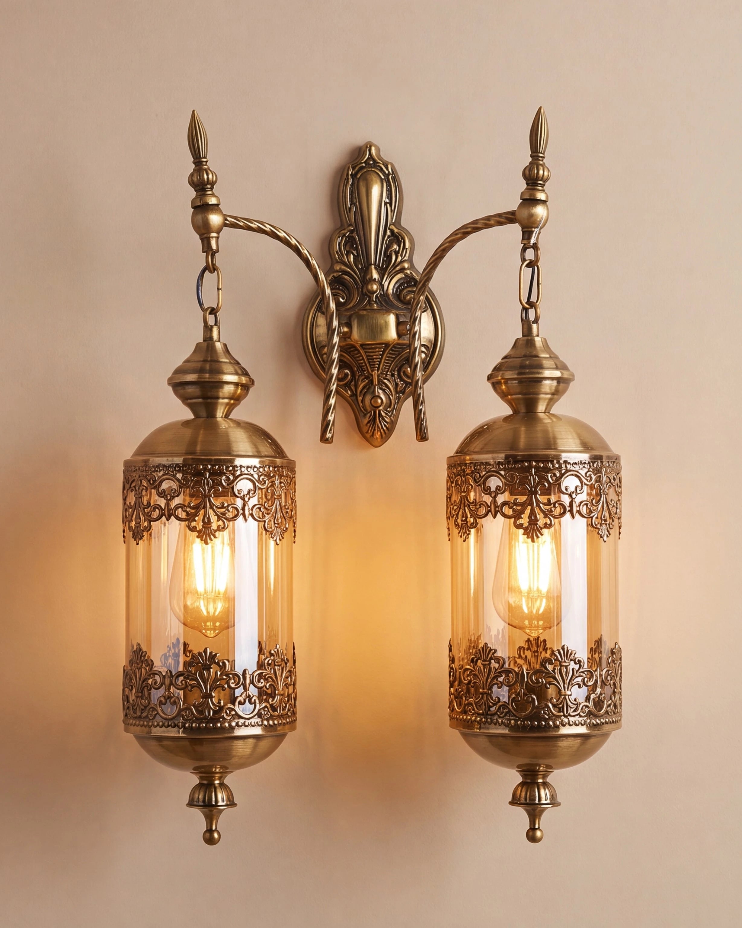 Imperial Heritage Lantern Wall Light