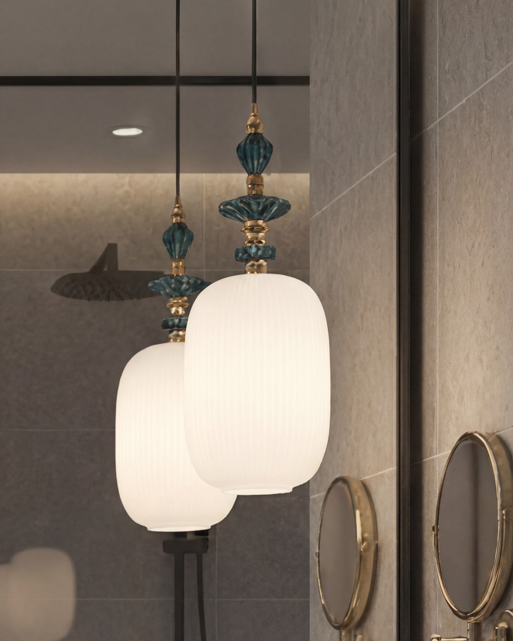 Obsidara Crest Pendant Light 