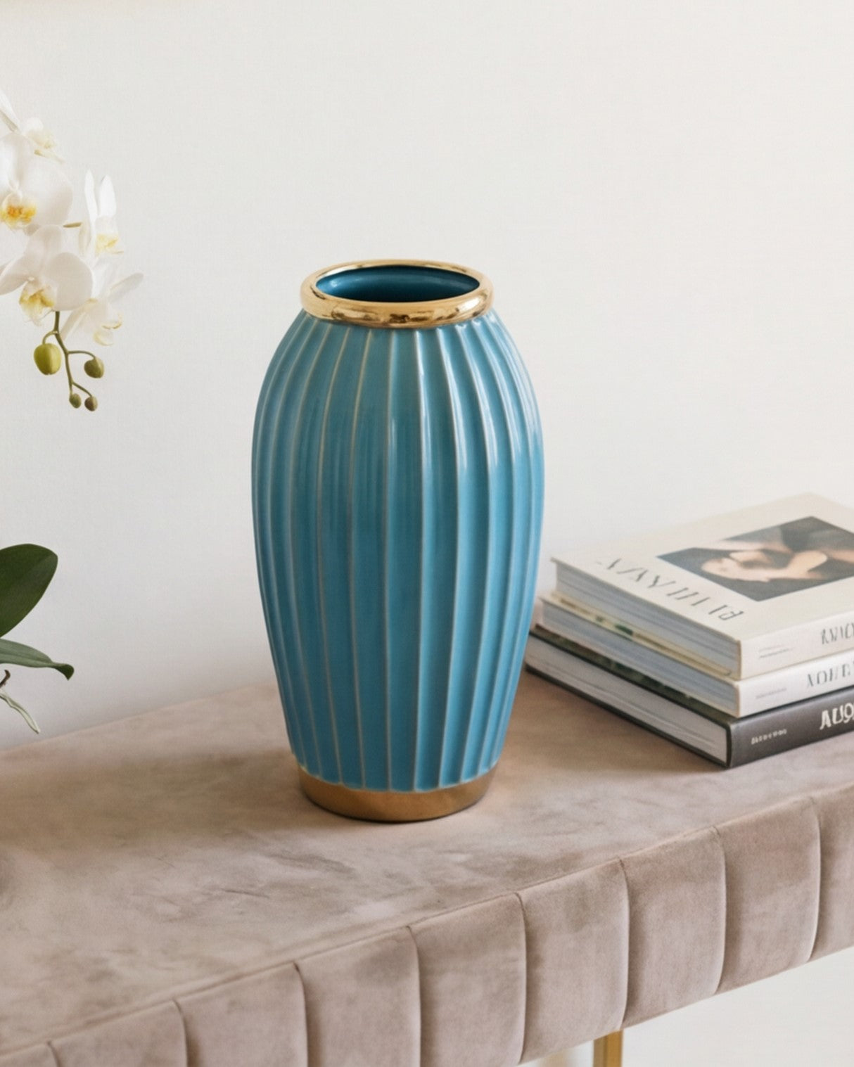 Ocean Blue Ribbed Vase 