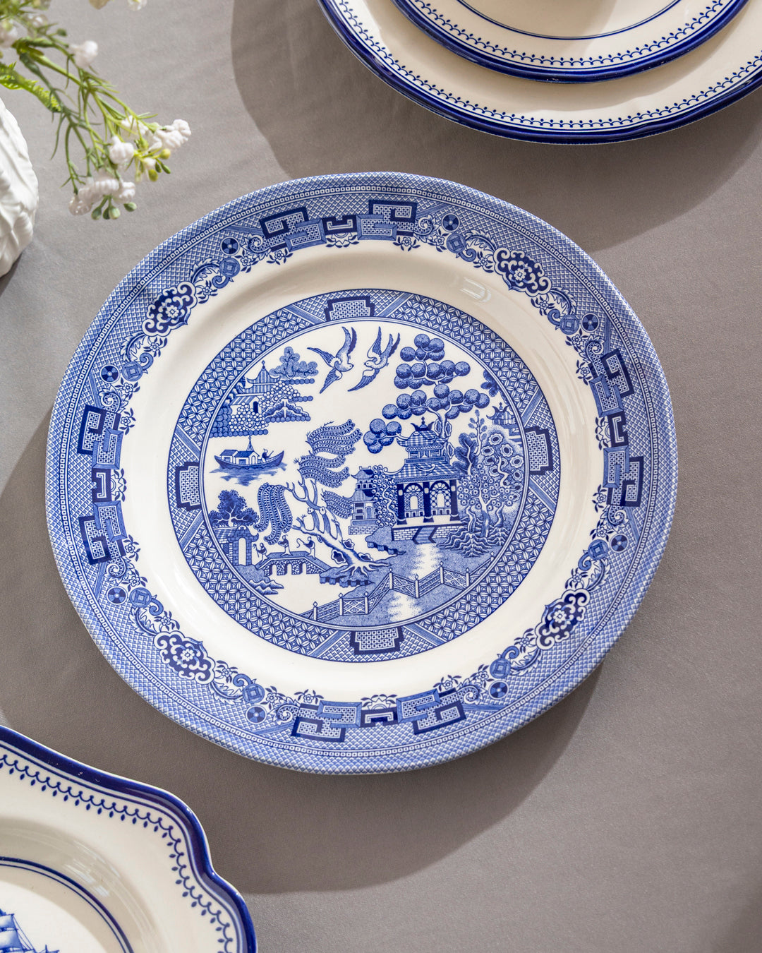 Blue Willow Heritage Dinner Plate 