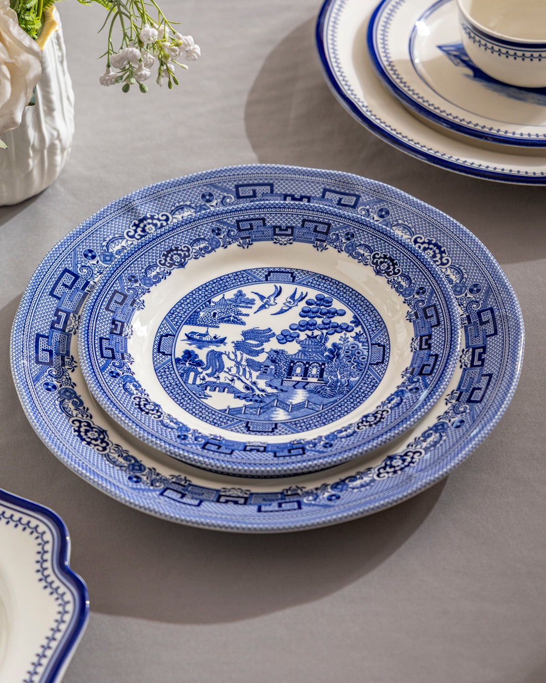 Blue Willow Heritage Quarter Plate 