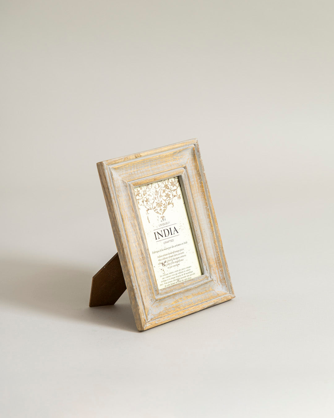 Classic Distressed Elegance Photo Frame 