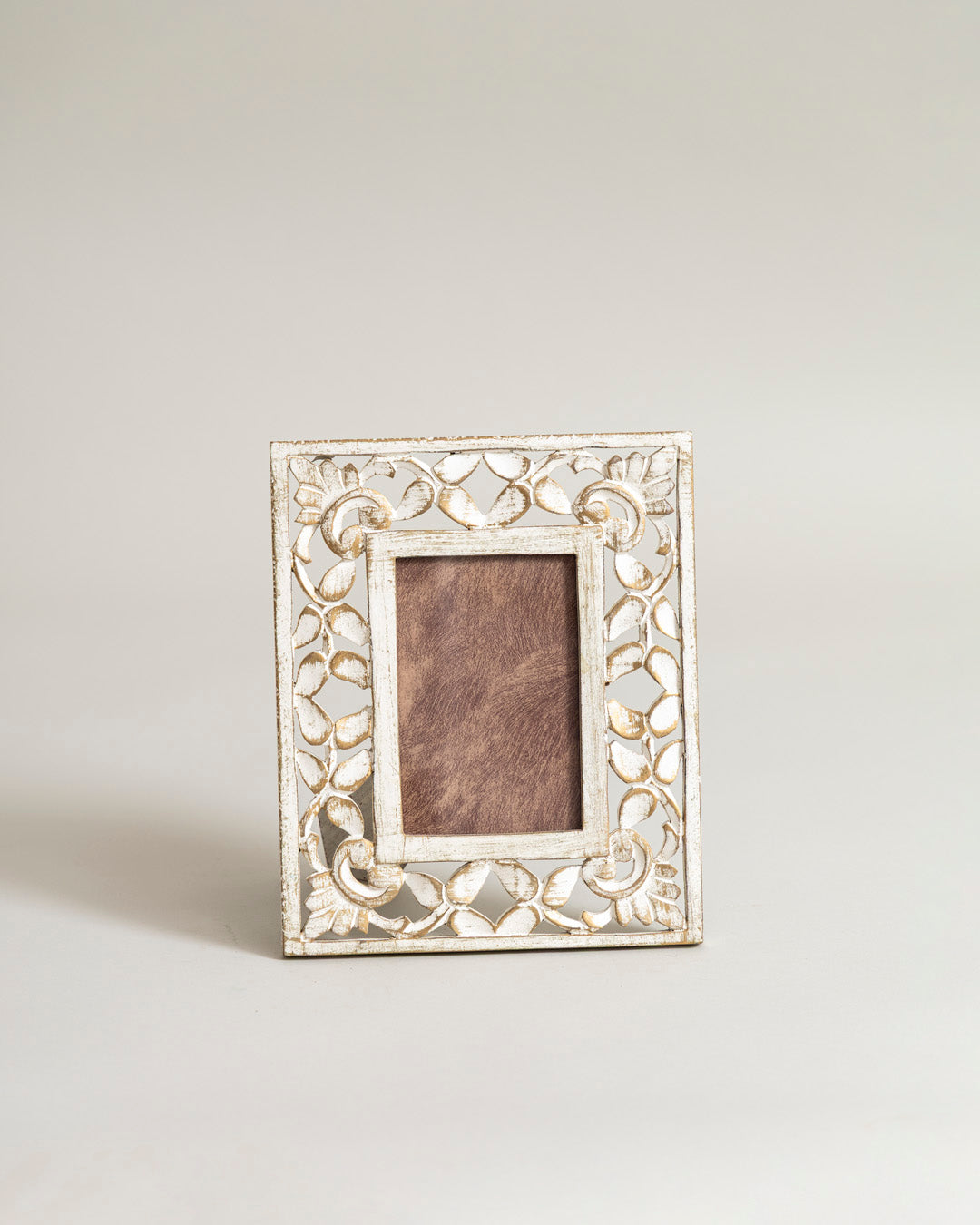 Ivory Filigree Heritage Photo Frame 