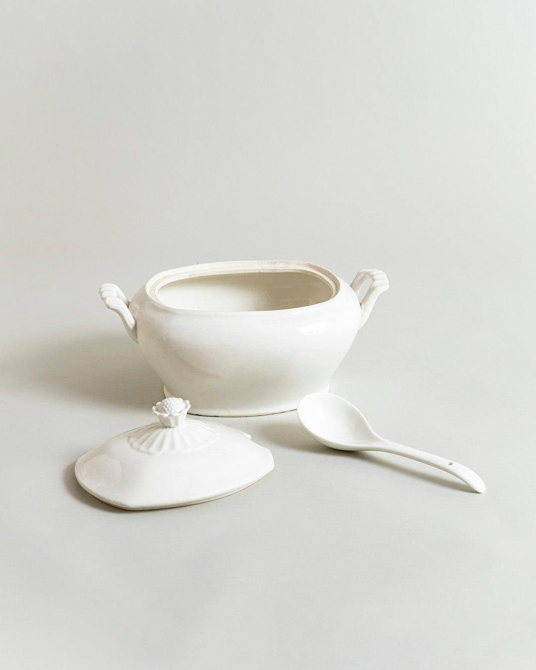 Ivory Grace Casserole with Serving Spoon 