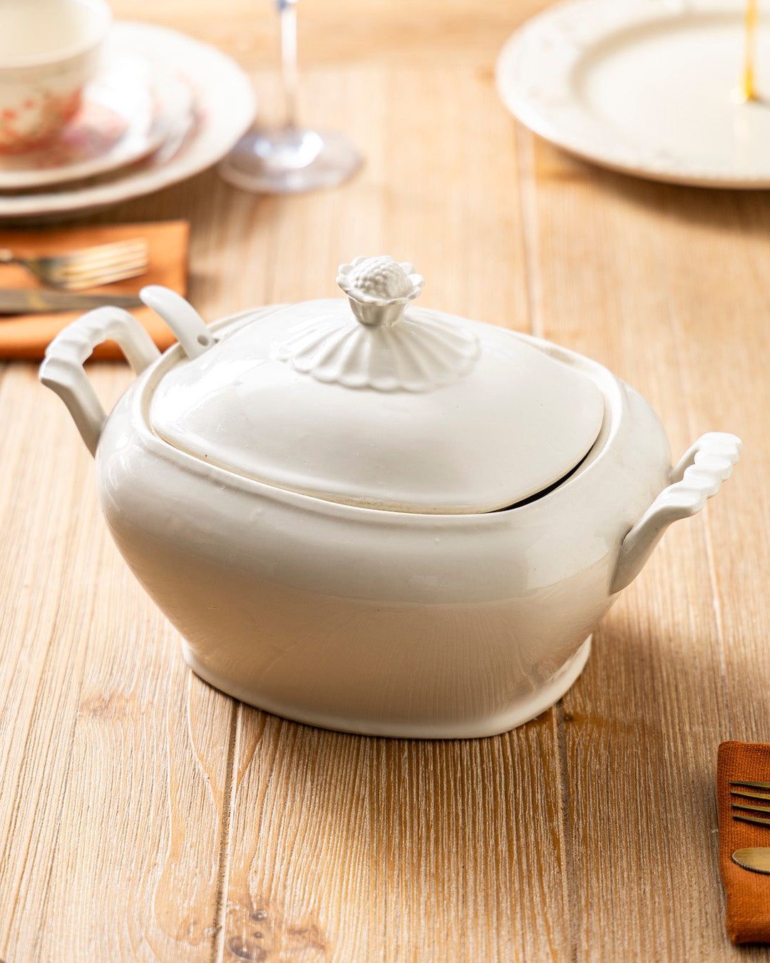 Ivory Grace Casserole with Serving Spoon 