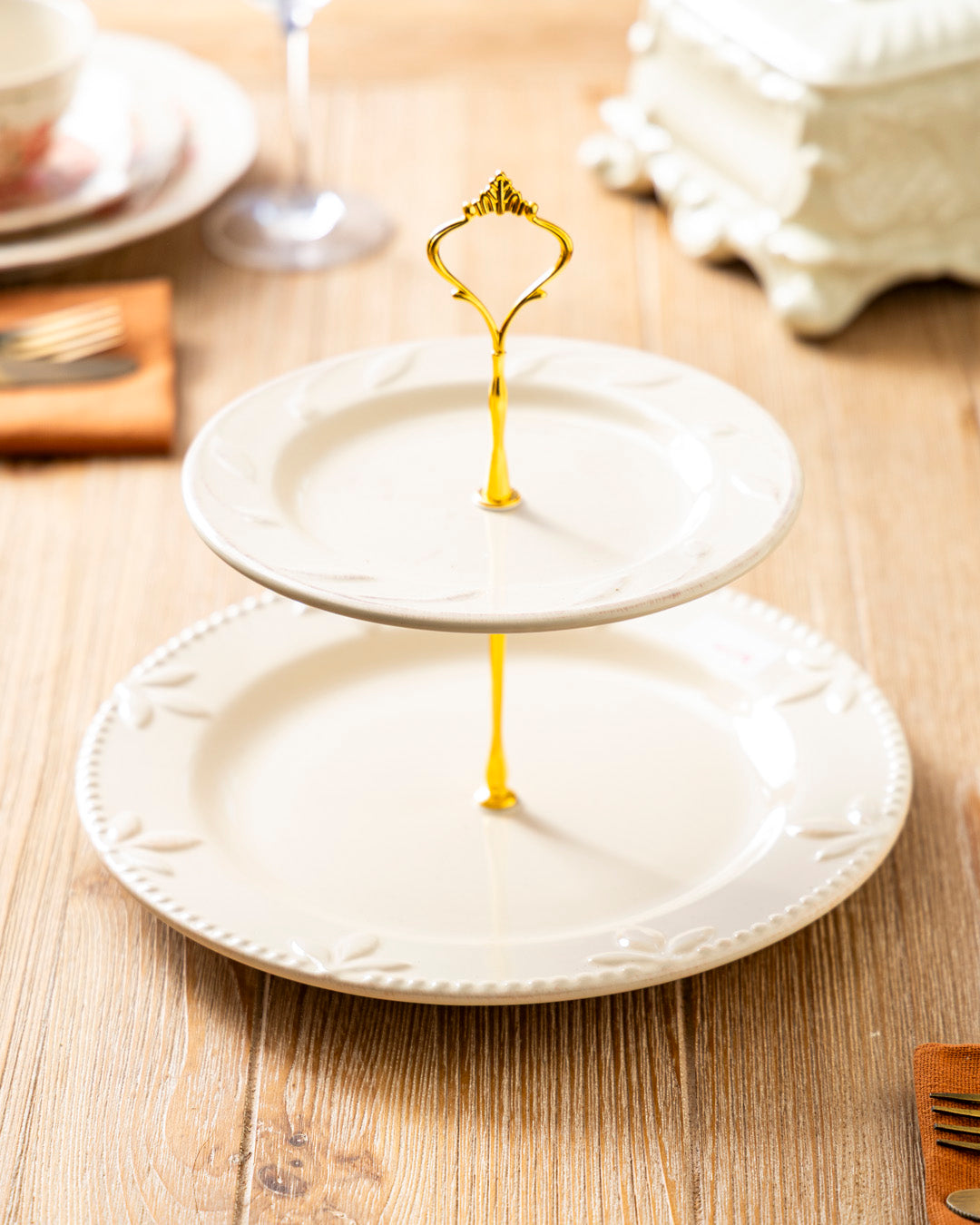 Royal Crown 2-Tier Cake Stand 