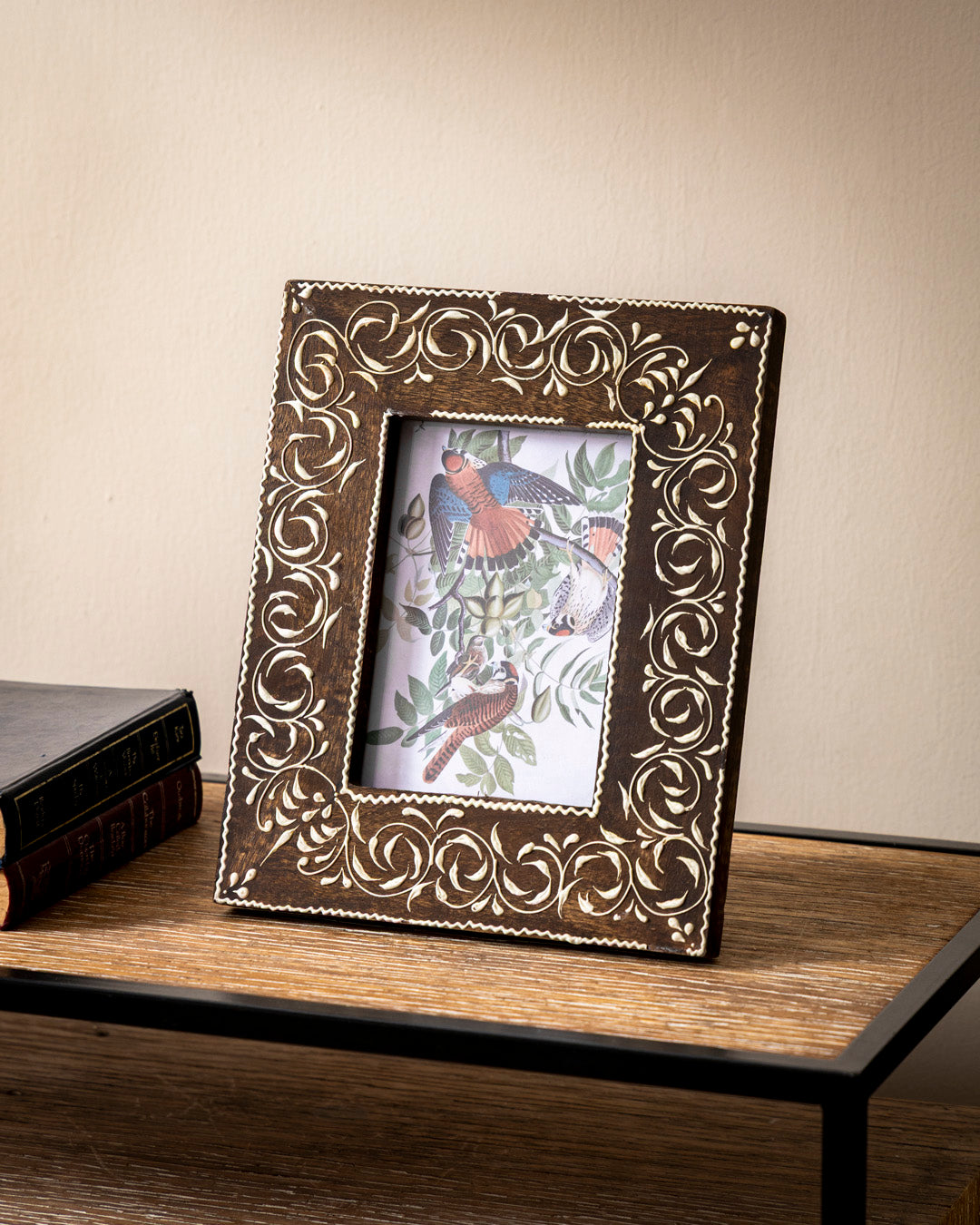 Royal Vine Carved Photo Frame 